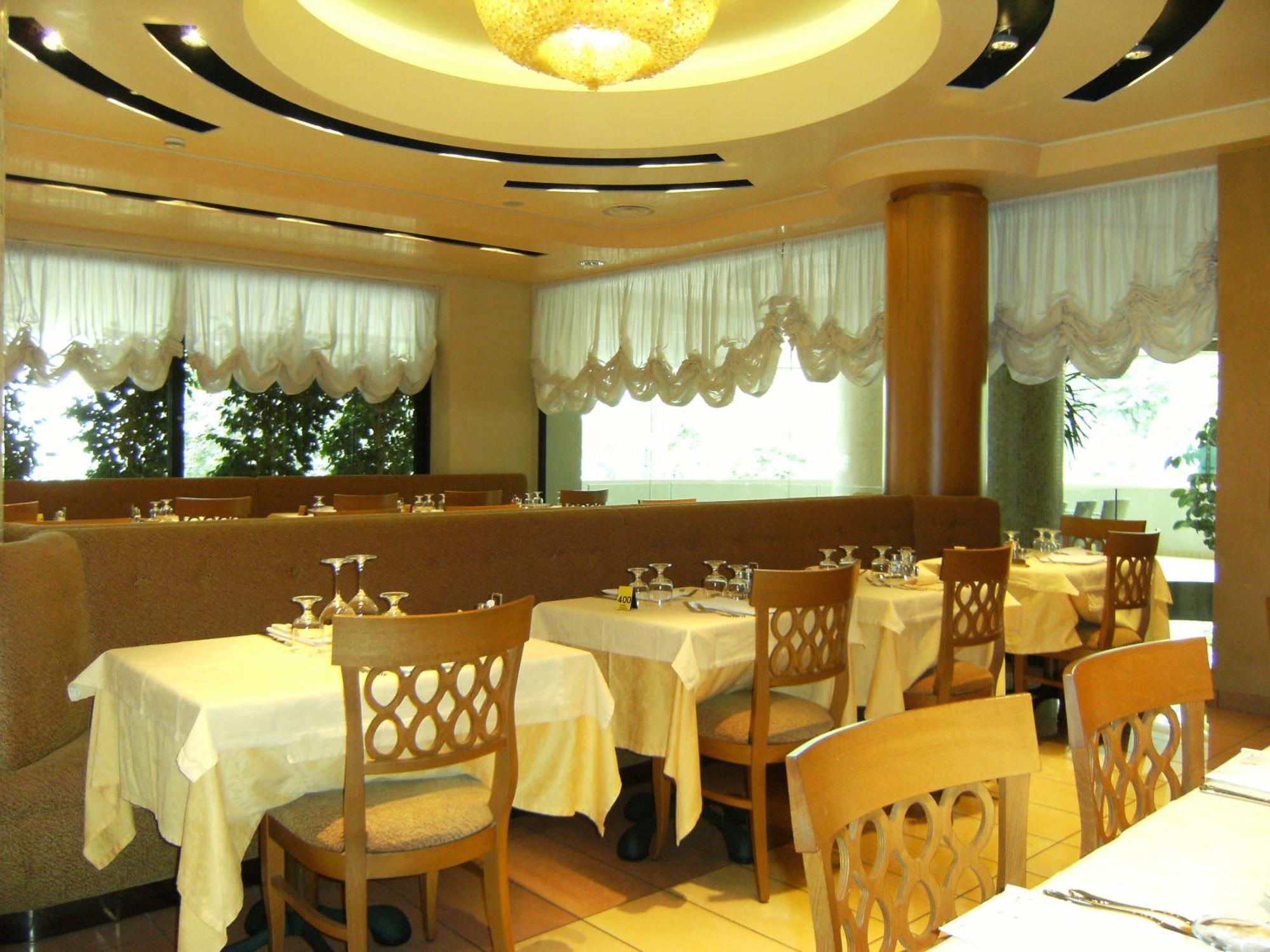 Hotel Europa บิบิโอเน ภายนอก รูปภาพ